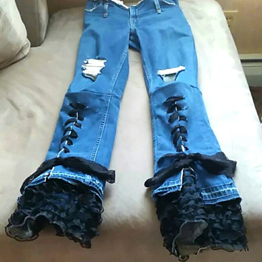 Unique jeans,  raw waist and hem with lace